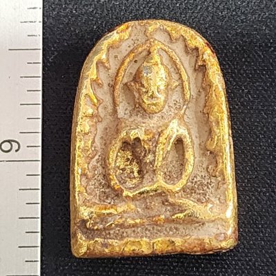 พระซุ้มกอเนื้อชินทอง กรุดอยไซ