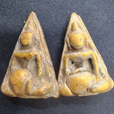 นางพญาสองหน้าเนื้อชินทอง เม็ดพระธาตุ กรุดอยไซ8