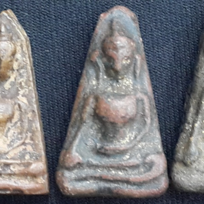พระผงสุพรรณเนื้อดิน