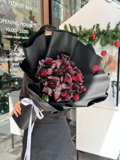 Black Flower Bouquet