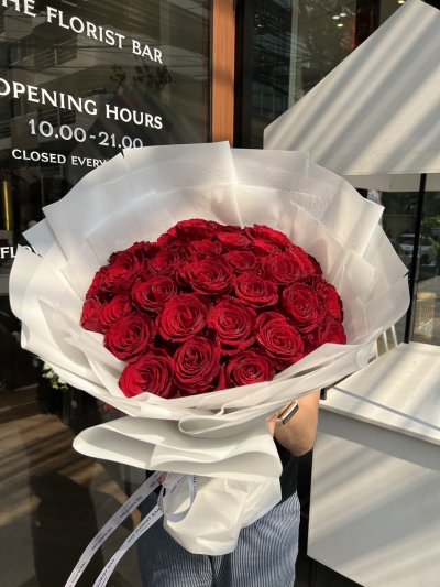 30 Roses