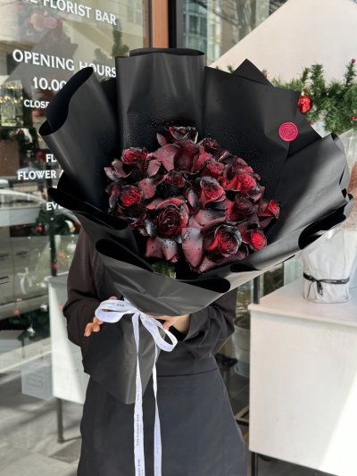 Black Flower Bouquet
