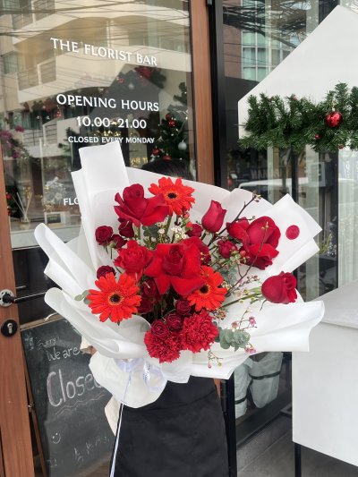 Red Flower Bouquet