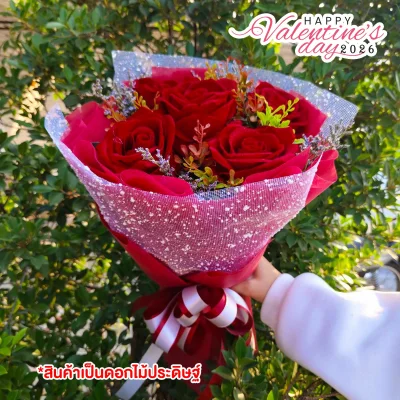 อ้อมกอดสีแดง Red Embrace (ดอกไม้ประดิษฐ์)
