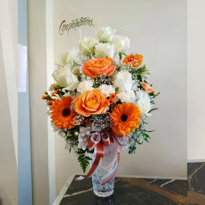 Congratulations flower vase