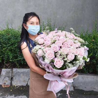 ช่อดอกกุหลาบชมพู 44 ดอก