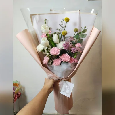 ช่ออกไม้โทนขาวชมพู