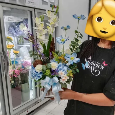 artificial flower vase