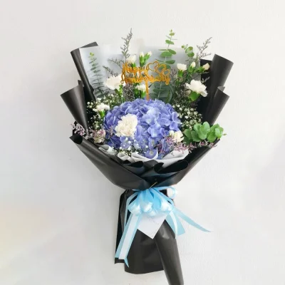 ช่อไฮเดรนเยียสีฟ้า