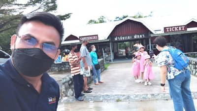 เช่ารถตู้เที่ยวทั่วไทย
