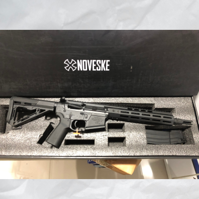 (Display) EMG/APS NOVESKE 10.5" GEN4 SBR GBBR (Co2)