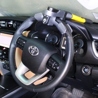 ล็อคพวงมลัย