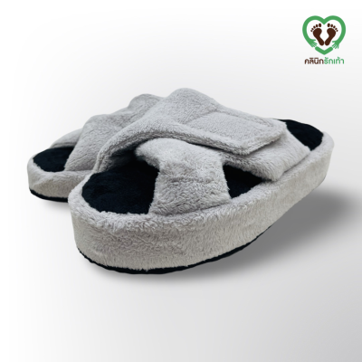 Poly สีเทาดำ รองเท้าลดแรงกระแทก รุ่นปรับหน้ากว้างได้ แบบสั่งทำ สำหรับผู้ที่มีความยาวของขาไม่เท่ากัน Poly สีเทาดำ รองเท้าลดแรงกระแทก รุ่นปรับหน้ากว้างได้ แบบสั่งทำ สำหรับผู้ที่มีความยาวของขาไม่เท่ากัน