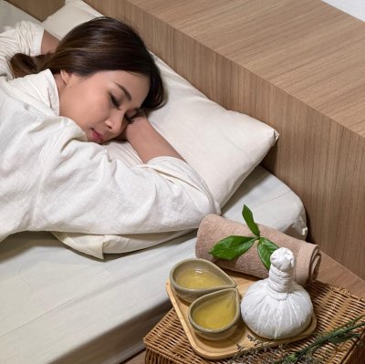 Aroma Massage by Wildwood spa and wellness