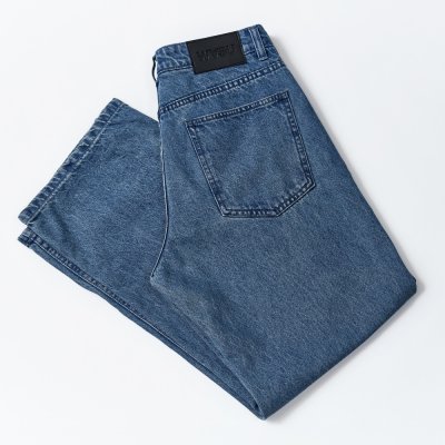 TIMELESS DENIM PANT