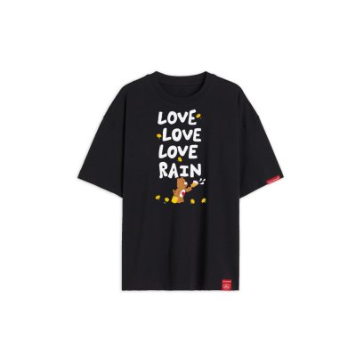 Black love rain loves tender heart bear Tee