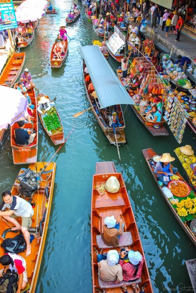 Floating Market