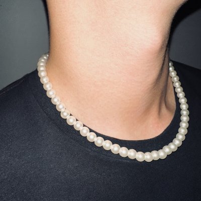 Hate Pearl Necklace
