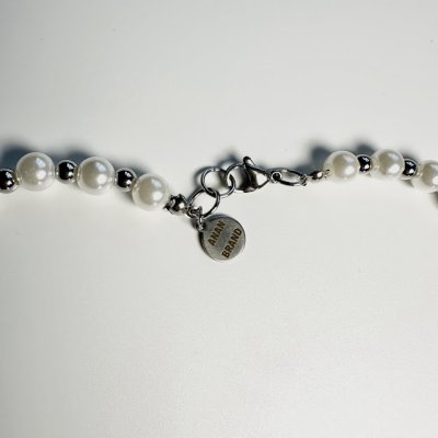 Freaky Pearl Necklace