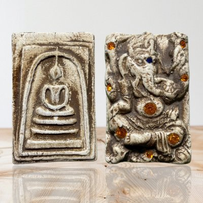 พระสมเด็จพิมพ์ใหญ่ หลังพระฆิคเนศ ประดับพลอย กรุวังหน้า