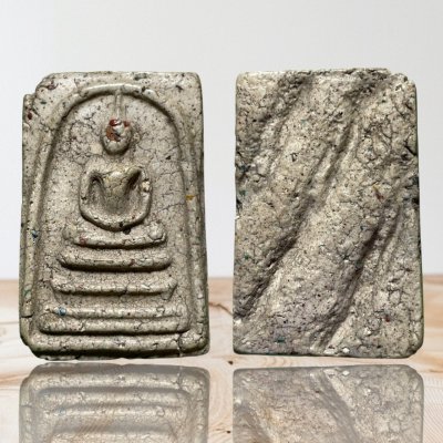 พระสมเด็จวัดระฆังพิมพ์ใหญ่ หลังร่องสวน