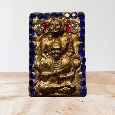 พระวังหน้าเนื้อเเก้วมณ๊โชิ 7 สี หลังสมเด็จโต ลงรักปิดทอง กรุวังหน้า 2411