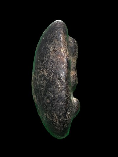 พระปิดตาหลวงพ่อไข่ เนื้อผงคลุกรัก จุ่มรักหนา ฝังตะกรุดทองคำ 3 ดอก วัดเชิงเลน กรุงเทพมหานคร