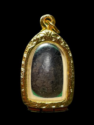 พระปิดตาหลวงพ่อไข่ เนื้อผงคลุกรัก จุ่มรักหนา ฝังตะกรุดทองคำ 3 ดอก วัดเชิงเลน กรุงเทพมหานคร