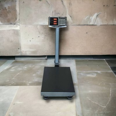 Ki เครื่องชั่งตั้งพื้นเสาพับ พิกัด 300 kg. ค่าละเอียด 100 g.