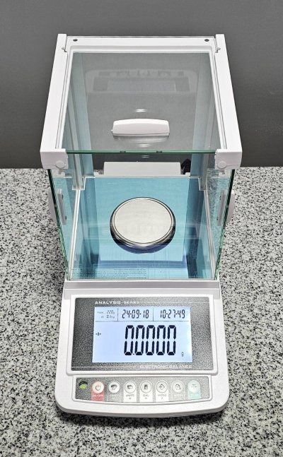 PD04M พิกัด 220 g. ค่าละเอียด 0.0001 g. (High precision magnetic force sensor)