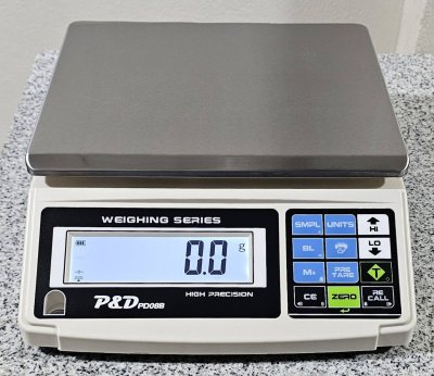 PD08B พิกัด 3000 g. - 30 kg. ค่าละเอียด 0.1 กรัม