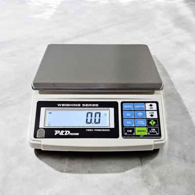 PD08B พิกัด 3000 g. - 30 kg. ค่าละเอียด 0.1 กรัม