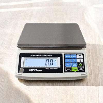 PD08B พิกัด 3000 g. - 30 kg. ค่าละเอียด 0.1 กรัม