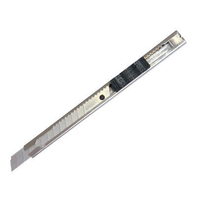 มีดคัตเตอร์  รุ่น Silver-11 AROMA