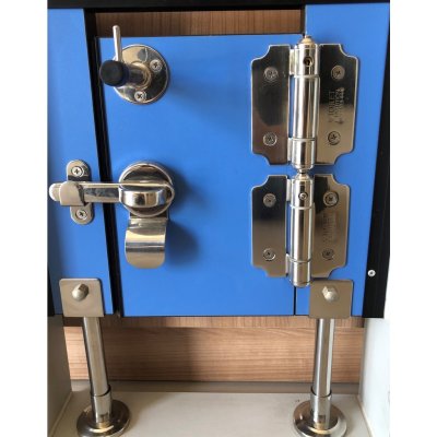 Bathroom wall nut (The toilet) Bathroom wall nut (The toilet)