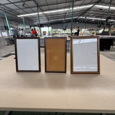 กรอบรูปตั้งโต๊ะ