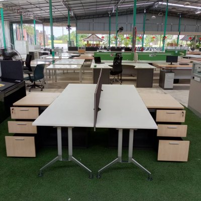 โต๊ะทำงานกลุ่ม 4 ที่นั่ง ทรง L