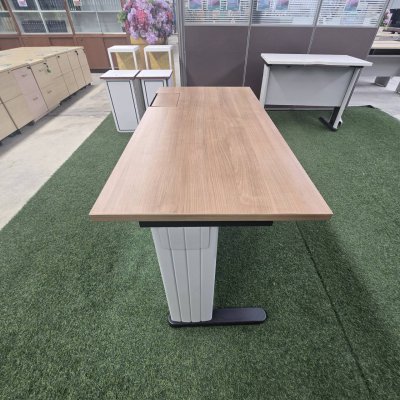 โต๊ะทำงาน