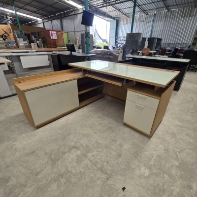 โต๊ะทำงานผู้บริหารทรง L