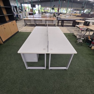 โต๊ะทำงานกลุ่ม 4 ที่นั่ง