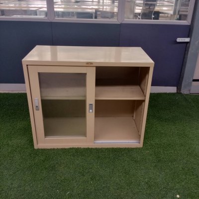 ตู้เหล็กบานเลื่อนกระจก