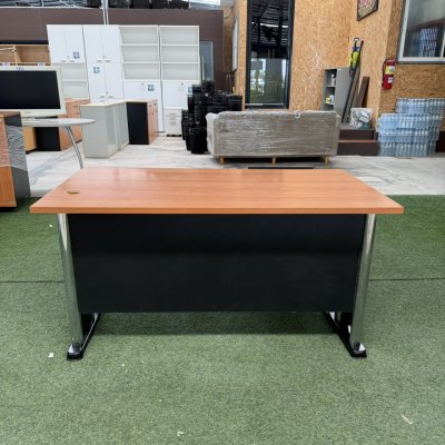 โต๊ะทำงานมีลิ้นชัก