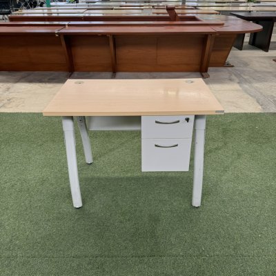 โต๊ะทำงานมีลิ้นชัก