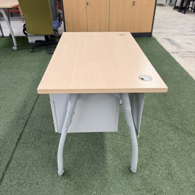 โต๊ะทำงานมีลิ้นชัก