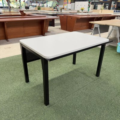 โต๊ะเขียนแบบ