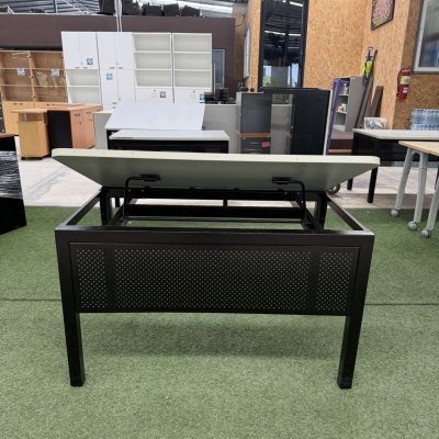 โต๊ะเขียนแบบ