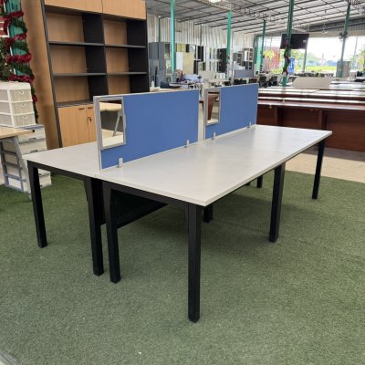 โต๊ะทำงานกลุ่ม 4 ที่นั่ง