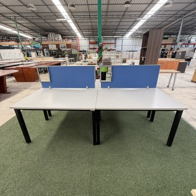 โต๊ะทำงานกลุ่ม 4 ที่นั่ง