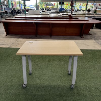 โต๊ะอเนกประสงค์