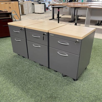 ตู้ลิ้นชักใต้โต๊ะ